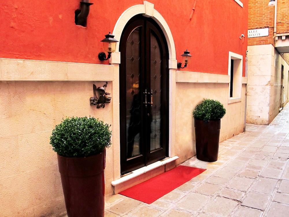 Hôtel Residenza Grunwald à Venise Extérieur photo